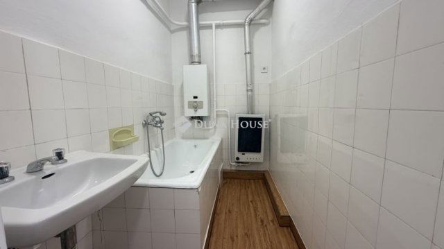 Eladó téglalakás, Szombathelyen 32.499 M Ft, 2 szobás