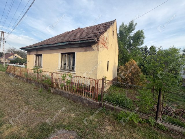 Eladó családi ház, Zalalövőn 5.9 M Ft, 3 szobás