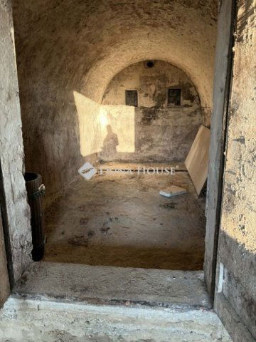 Eladó telek, Esztergomban 39 M Ft / költözzbe.hu