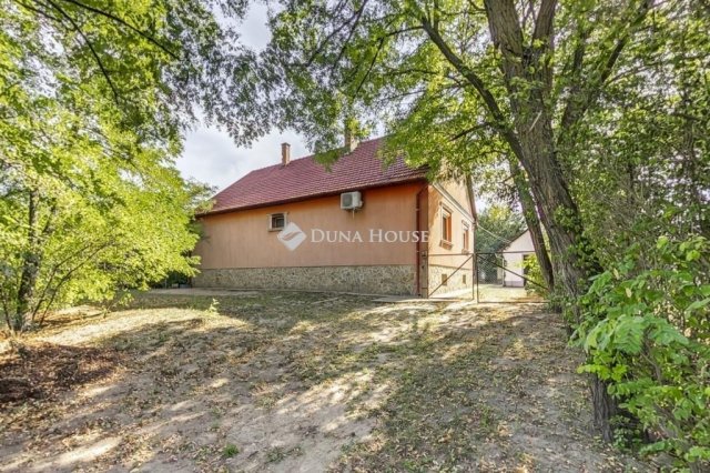 Eladó mezogazdasagi ingatlan, Kecskeméten 128 M Ft, 4 szobás