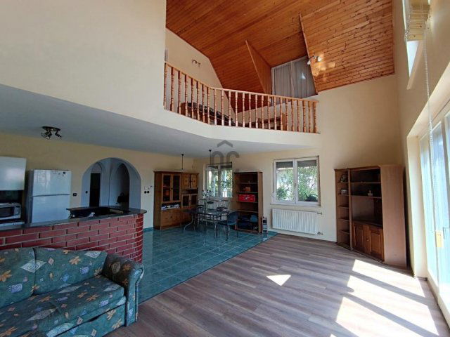 Eladó családi ház, Érden 114 M Ft, 6 szobás