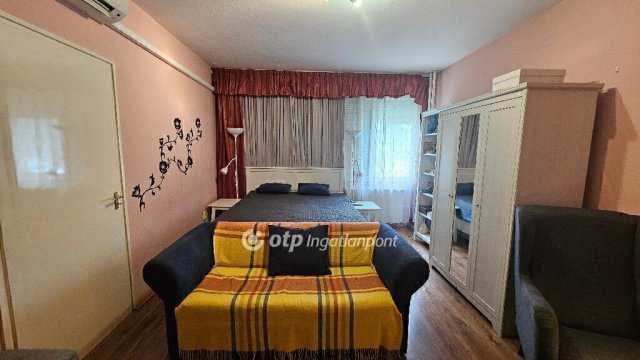 Eladó panellakás, Budapesten, XX. kerületben 49.9 M Ft, 2 szobás