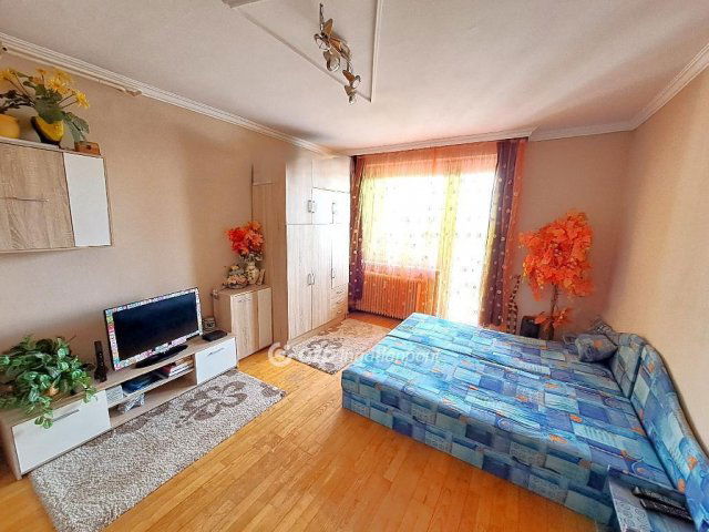 Eladó panellakás, Kecskeméten 34.9 M Ft, 2 szobás