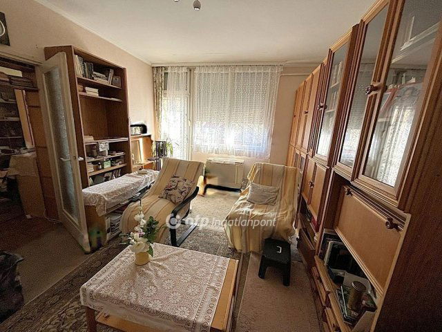 Eladó téglalakás, Salgótarjánban 18.5 M Ft, 2 szobás