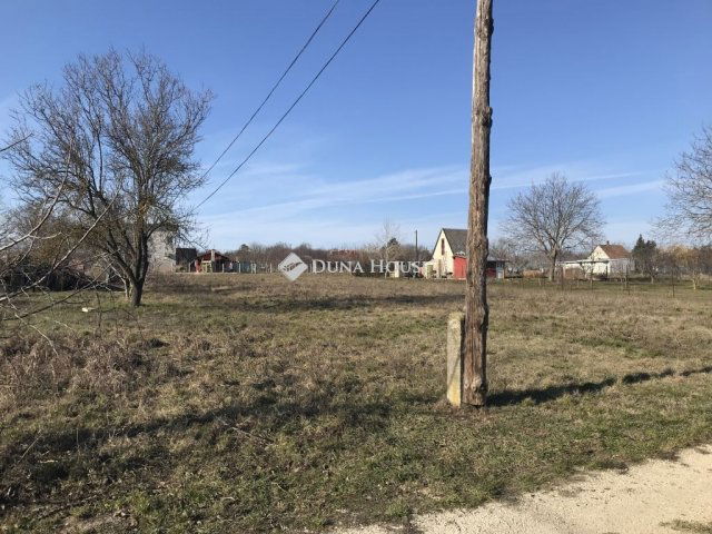 Eladó telek, Kőszárhegyen 16.9 M Ft / költözzbe.hu