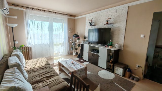 Kiadó panellakás, albérlet, Miskolcon, Király utcában