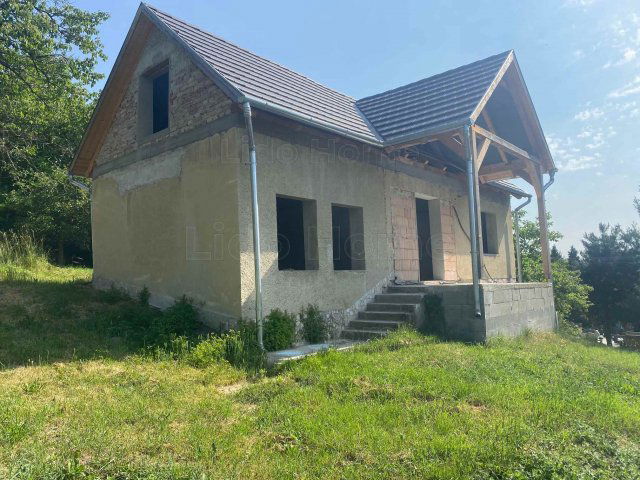 Eladó családi ház, Zalakaroson 32.9 M Ft, 2 szobás