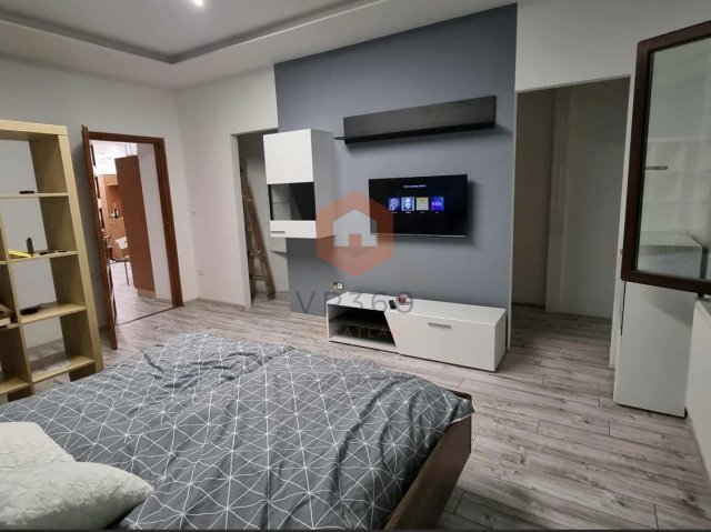 Kiadó téglalakás, albérlet, Pécsett, Munkácsy Mihály utcában