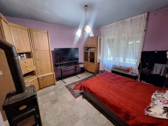 Eladó családi ház, Igalon 13.9 M Ft, 3 szobás