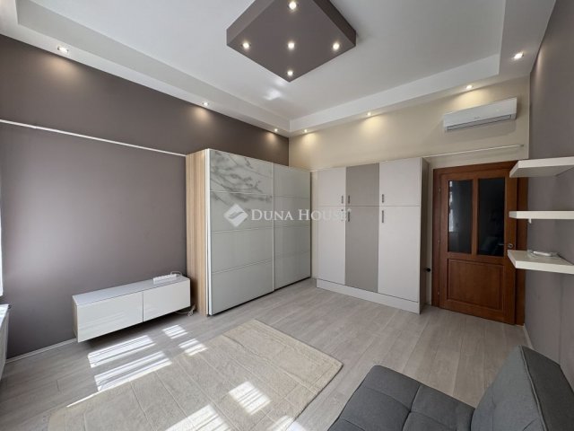 Kiadó téglalakás, albérlet, Győrött 170 E Ft / hó, 1 szobás