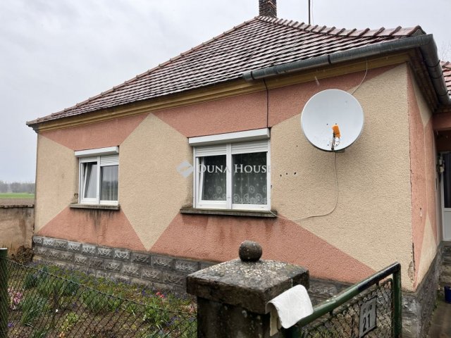 Eladó családi ház, Szerecsenyen 28.4 M Ft, 3 szobás