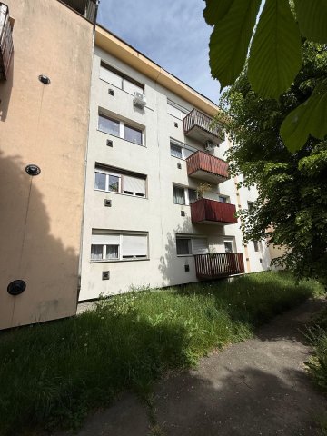 Eladó téglalakás, Salgótarjánban 25 M Ft, 2 szobás