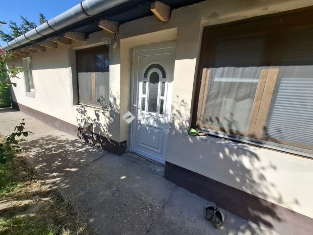 Eladó családi ház, Pálmonostorán 19.9 M Ft, 3 szobás