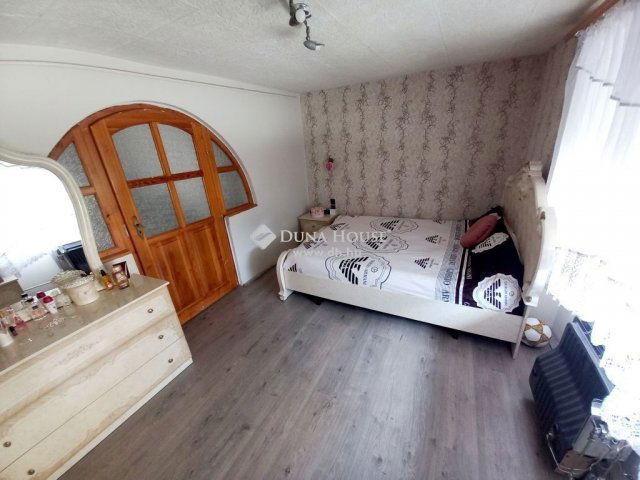 Eladó családi ház, Nagykőrösön 32 M Ft, 3 szobás
