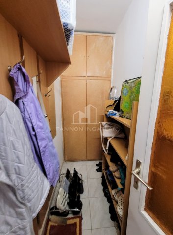 Eladó családi ház, Nemesvámoson 99 M Ft, 5 szobás