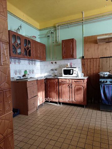 Eladó családi ház, Konyáron 28 M Ft, 3 szobás