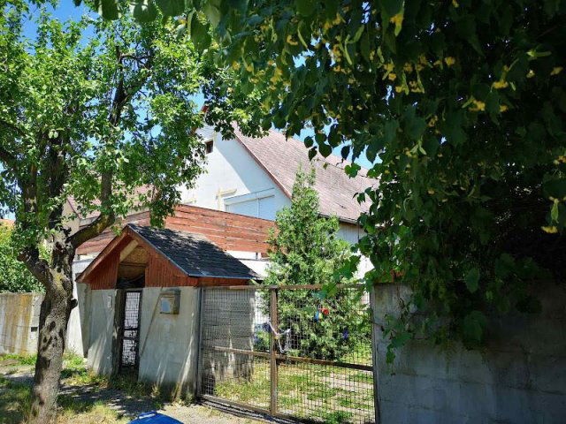 Eladó családi ház, Fóton 99 M Ft, 6 szobás