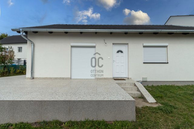 Eladó családi ház, Pákozdon 69.9 M Ft, 4 szobás