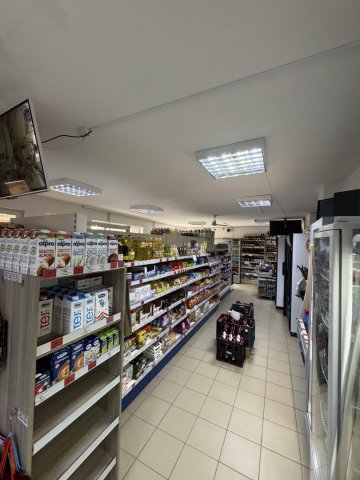 Kiadó üzlethelyiség, Debrecenben 370 E Ft / hó