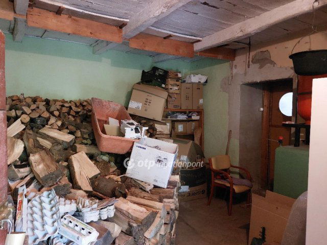 Eladó családi ház, Jászberényben 46 M Ft, 3 szobás