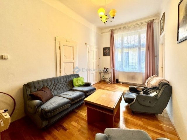 Eladó téglalakás, Budapesten, VIII. kerületben 82.9 M Ft