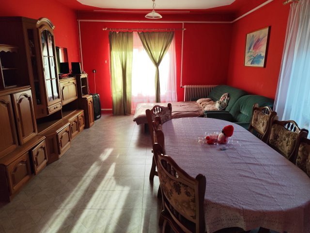 Eladó családi ház, Hajdúsámsonon 41.5 M Ft, 2 szobás