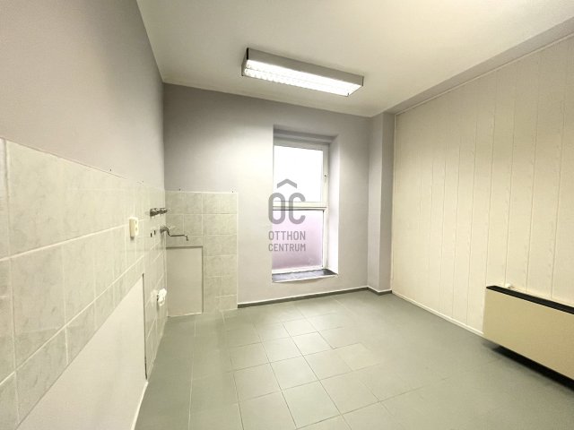 Kiadó iroda, Siófokon 75 E Ft / hó / költözzbe.hu