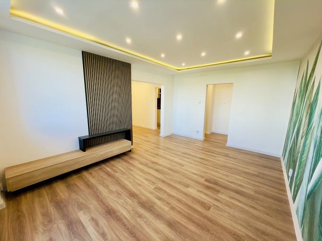 Eladó panellakás, Dunakeszin 69.9 M Ft, 2 szobás