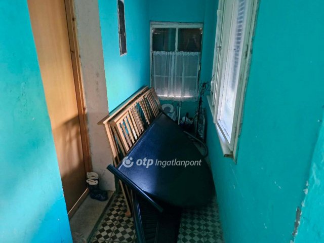 Eladó családi ház, Szakályon 7.9 M Ft, 2+1 szobás