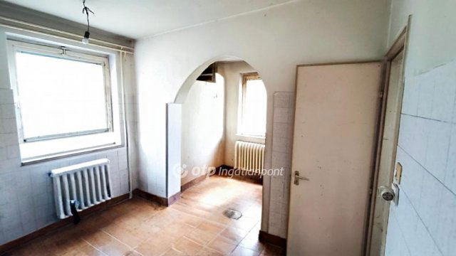 Eladó családi ház, Budapesten, XVI. kerületben 74.99 M Ft