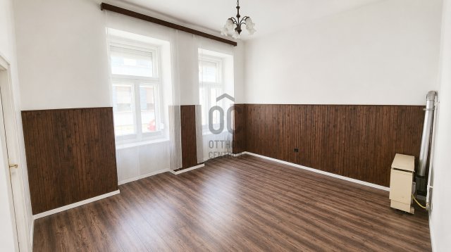 Eladó téglalakás, Székesfehérvárott 52.5 M Ft, 2 szobás