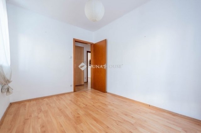 Eladó téglalakás, Budapesten, XVI. kerületben 110.9 M Ft