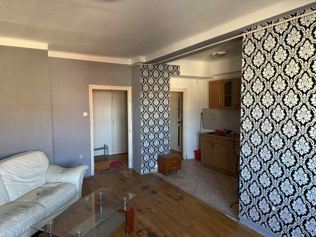 Eladó panellakás, Pécsett 48 M Ft, 2 szobás