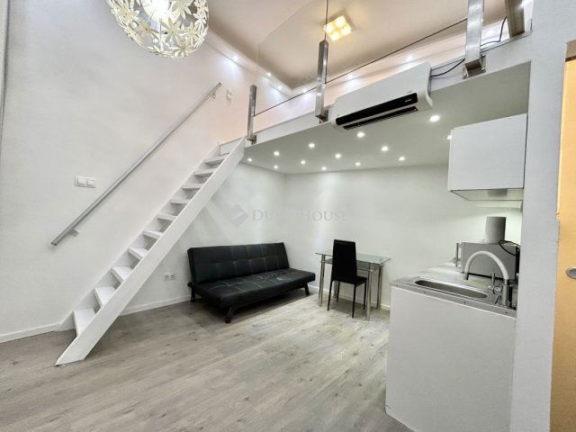 Eladó téglalakás, Budapesten, VII. kerületben 42 M Ft, 1 szobás