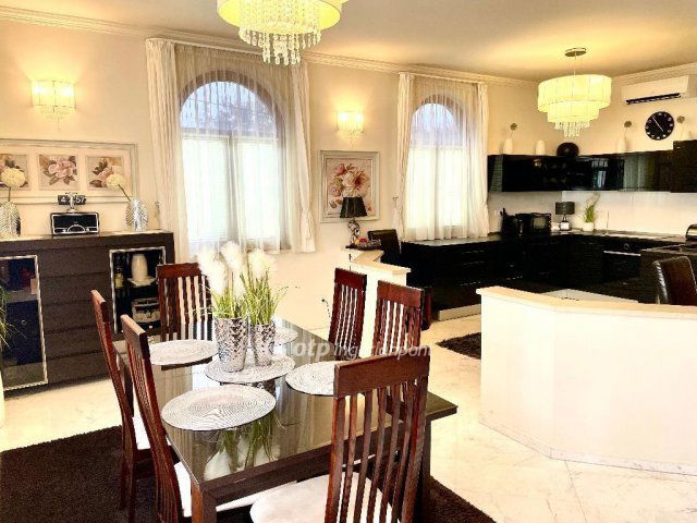 Eladó családi ház, Budapesten, XX. kerületben 189 M Ft, 4 szobás