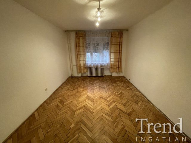 Eladó téglalakás, Dunaújvárosban 36.9 M Ft, 3 szobás