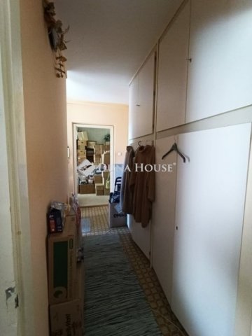 Eladó panellakás, Szegeden 44.9 M Ft, 2 szobás