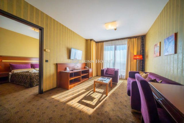 Eladó téglalakás, Balatonfüreden 215 M Ft, 2 szobás