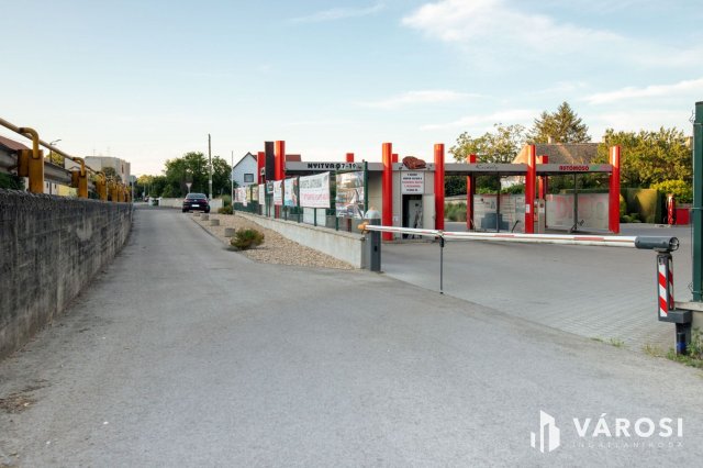 Eladó ipari ingatlan, Mohácson 65 M Ft / költözzbe.hu