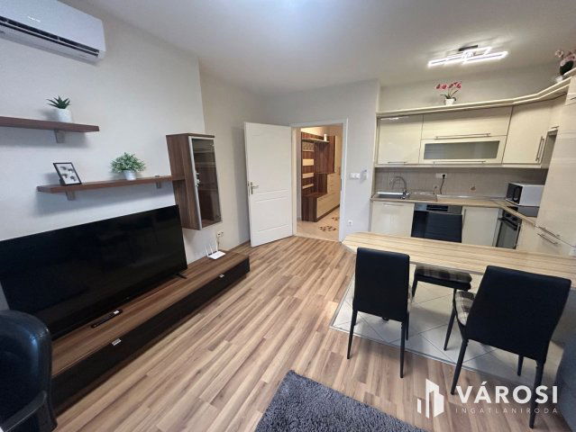 Kiadó téglalakás, albérlet, Debrecenben 280 E Ft / hó, 2 szobás