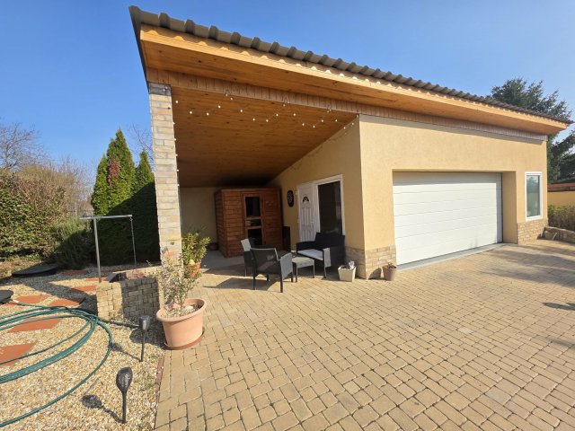 Eladó családi ház, Diósdon, Sashegyi úton 159.9 M Ft, 4 szobás