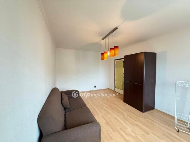 Eladó panellakás, Budapesten, X. kerületben 79.9 M Ft, 3 szobás