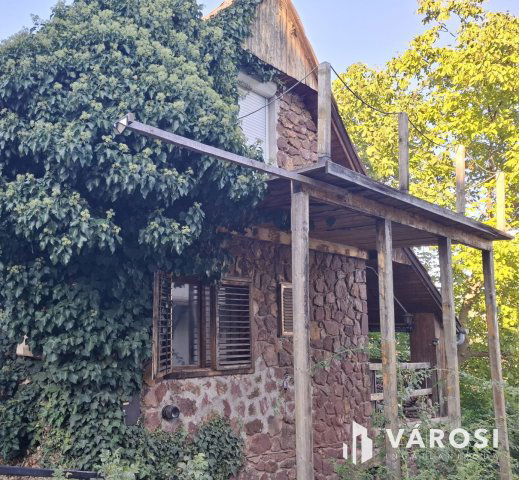 Eladó családi ház, Szigligeten 60 M Ft, 3 szobás