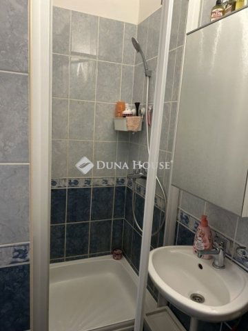 Eladó téglalakás, Budapesten, VI. kerületben 174.9 M Ft