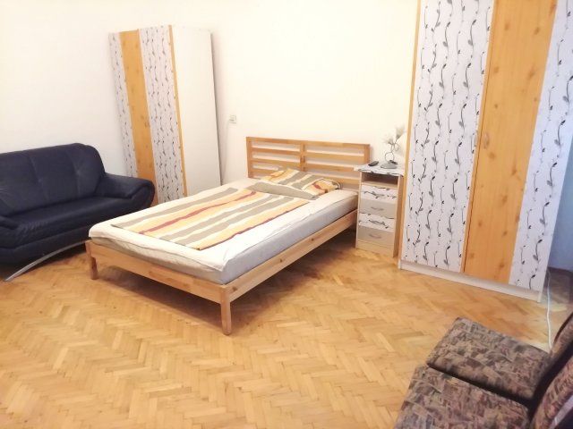 Kiadó téglalakás, albérlet, Budapesten, V. kerületben, 1 szobás
