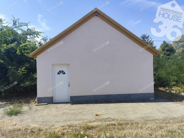 Eladó családi ház, Kecskeméten 23.9 M Ft, 1 szobás
