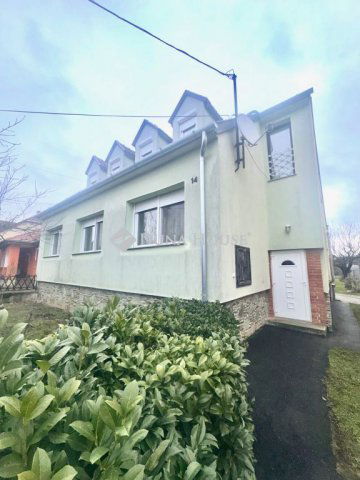 Eladó családi ház, Táplánszentkereszten 117 M Ft, 8 szobás