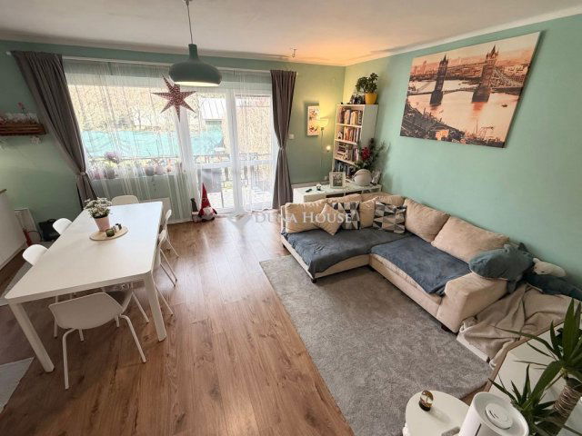 Eladó ikerház, Balatonkenesén 147 M Ft, 4 szobás