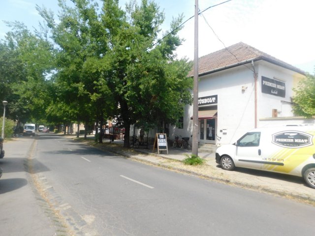 Eladó üzlethelyiség, Vácon 60 M Ft / költözzbe.hu