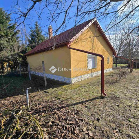 Eladó családi ház, Kecskeméten 57.778 M Ft, 2 szobás